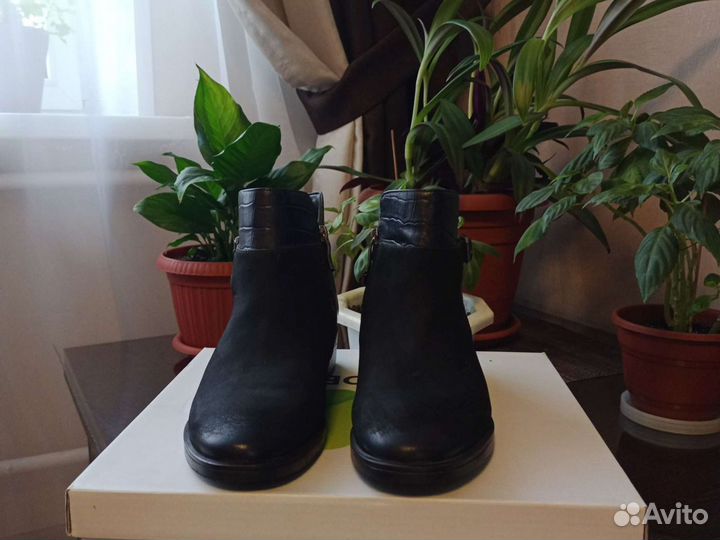 Полусапожки женские 39 размера бу