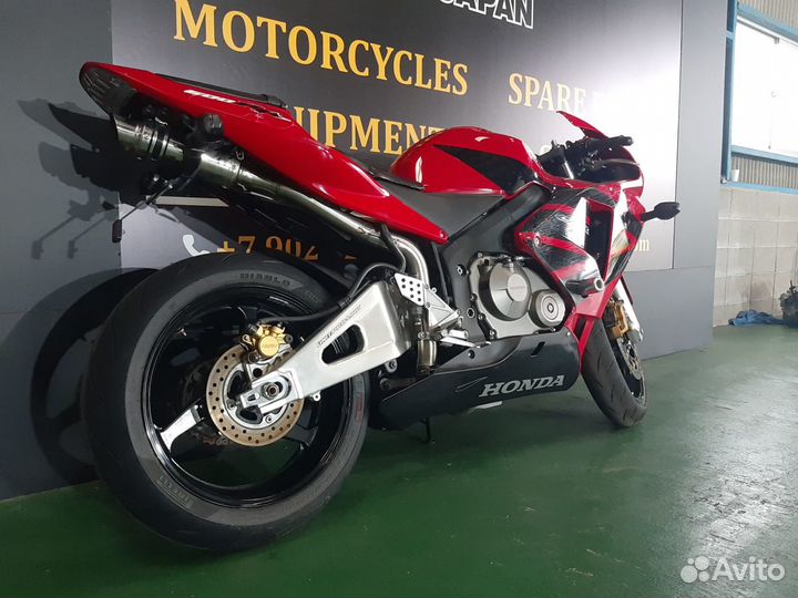 Honda CBR600RR 043064