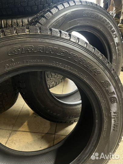 Dunlop Grandtrek SJ6 225/65 R17