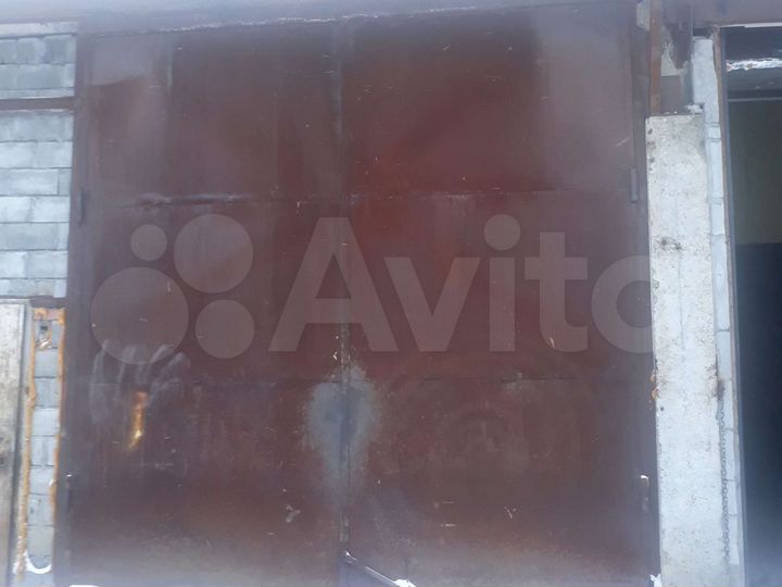 Гараж, > 30 м²