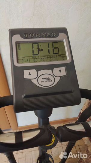 Эллиптический тренажер torneo