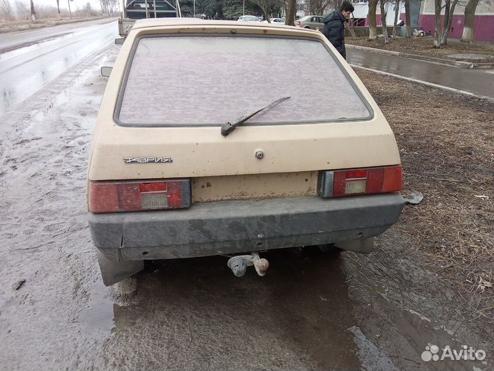 Заз 1102 Таврия 1.1 MT, 1995, 300000км