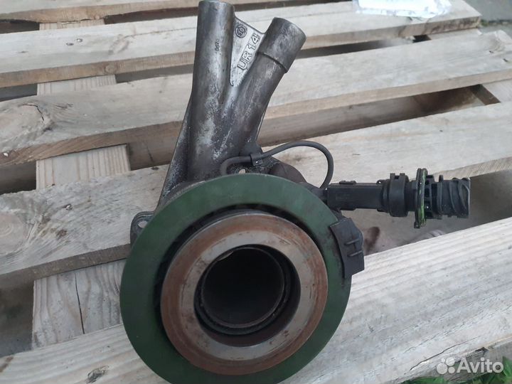 Выжимной подшипник на mercedes atego