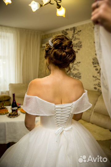 Платье свадебное