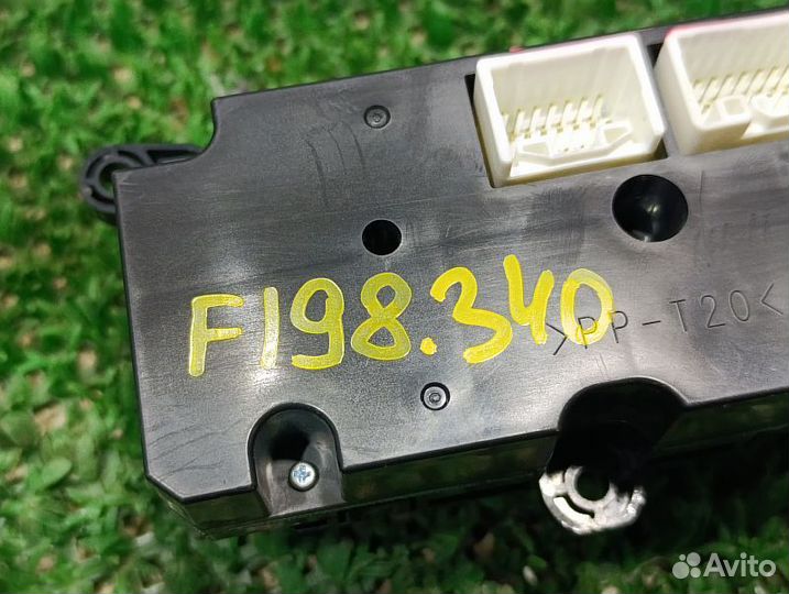 Климат-контроль Mitsubishi Pajero Sport