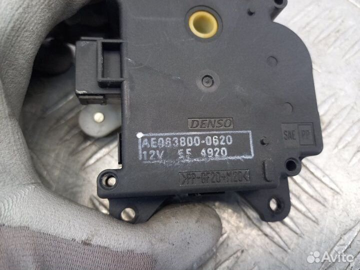 Моторчик заслонки печки Lexus Rx 330 XU30 3.3 3MZ