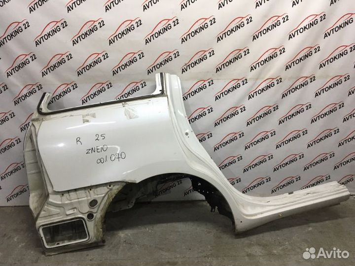 Крыло заднее правое Toyota Wish ZNE10 1ZZ-FE 2004