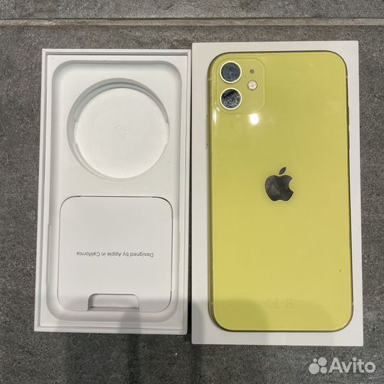 iPhone 11, 64 ГБ