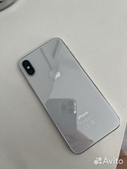 iPhone X