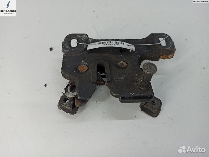 Замок капота 8L0823509E на Audi A6 C5 (1997-2005)