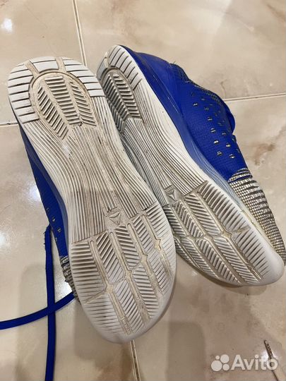 Кроссовки мужские 42 размер