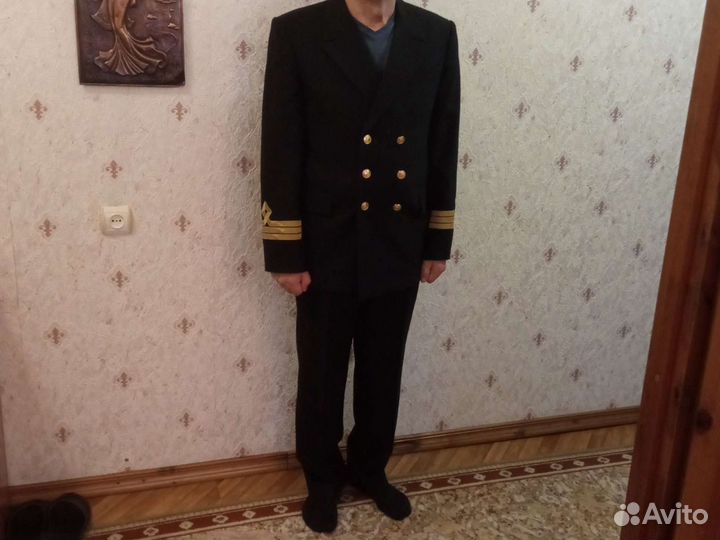 Форменный костюм