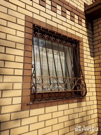 Ворота, забор,перила, балконы,решётки на окна