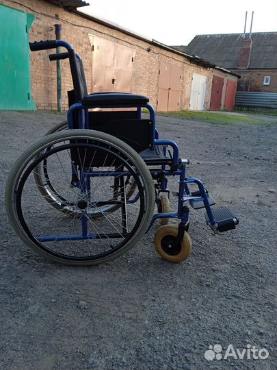 Инвалидная коляска