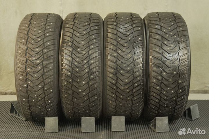 Yokohama Ice Guard IG65 215/50 R17 95T