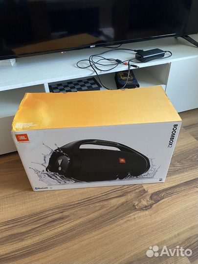 Колонка jbl boombox 2