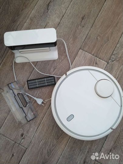 Робот-пылесос Mi robot vacuum cleaner sdjqr02rr