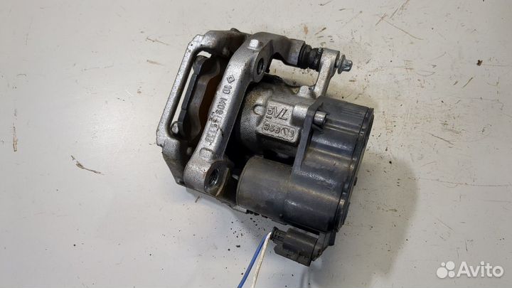 Суппорт Peugeot 3008 2020, 2024