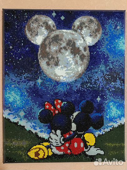 Готовая картина из алмазной мозаики