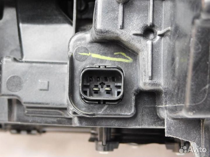 Фара правая BMW X7