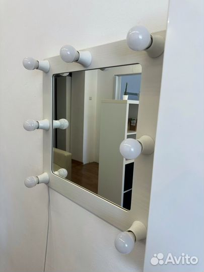 Гримерное зеркало