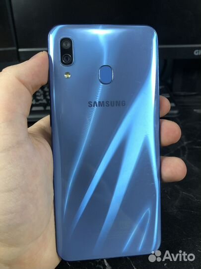 Samsung Galaxy A30, 3/32 ГБ