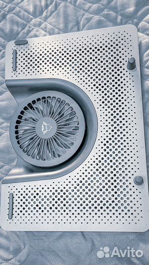 Подставка для ноутбука с охлаждением