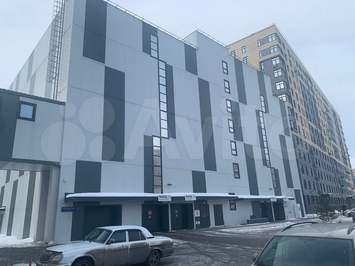 Машиноместо, 13 м²