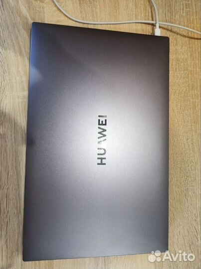 Huawei matebook D 16