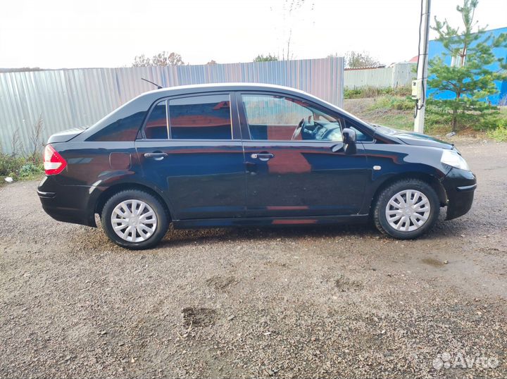 Nissan Tiida 1.6 МТ, 2011, 239 689 км