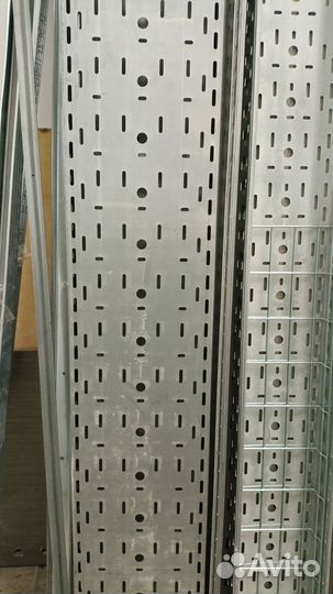 Лоток металлический перфорированный