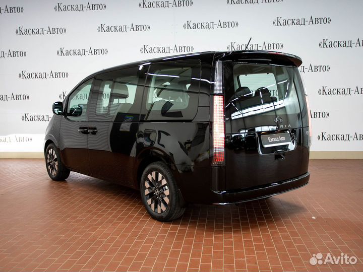 Hyundai Staria 2.2 AT, 2023