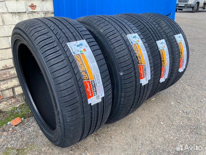 Saffiro SF5000 255/35 R19 и 295/30 R19 96Y