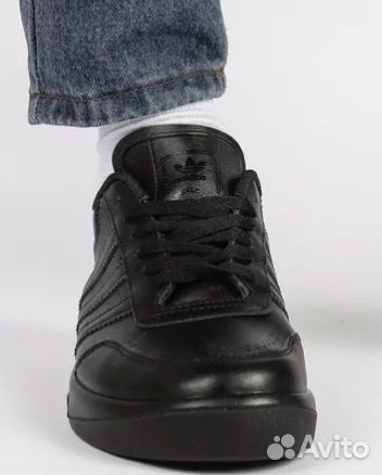 Мужские кожаные кроссовки Adidas фишки