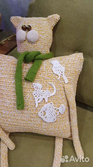 Аппликация на одежду, панно и др