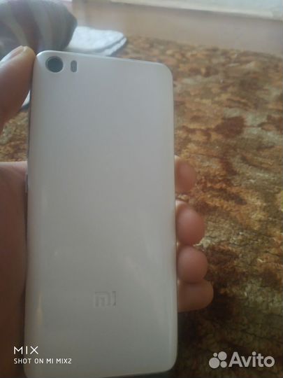 Xiaomi Mi 5, 3/32 ГБ
