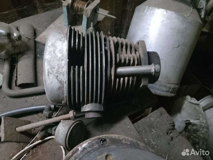 Двигатель к мотоциклу урал в разборе. Есть все