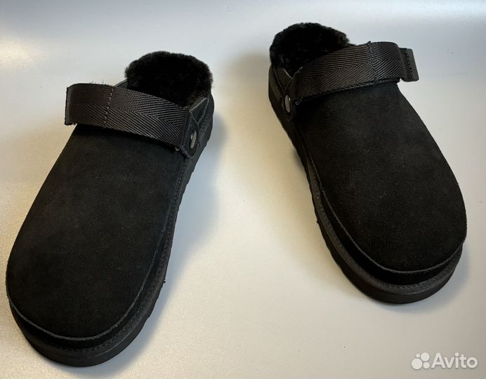 Тапочки женские UGG Goldenstar Clog Black