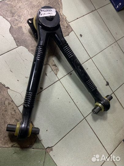 Тяга реактивная V-образная MAN