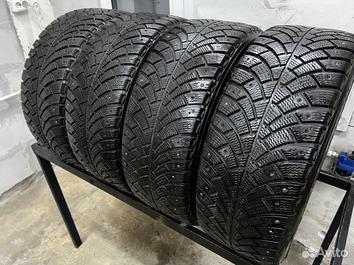 Bfgoodrich G-Force Stud 205/55 R16 94Q