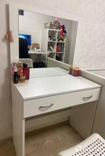 Стол туалетный Ронда