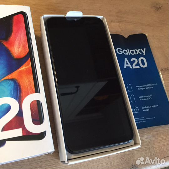 Телефон Samsung