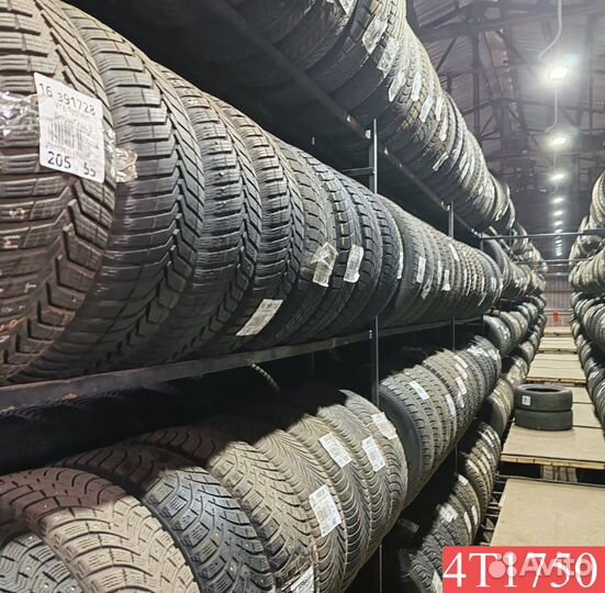 Nexen N'Fera SU1 215/55 R17 92P