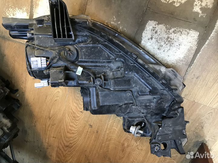 Фара правая Mitsubishi Outlander GF 15-22 б/у