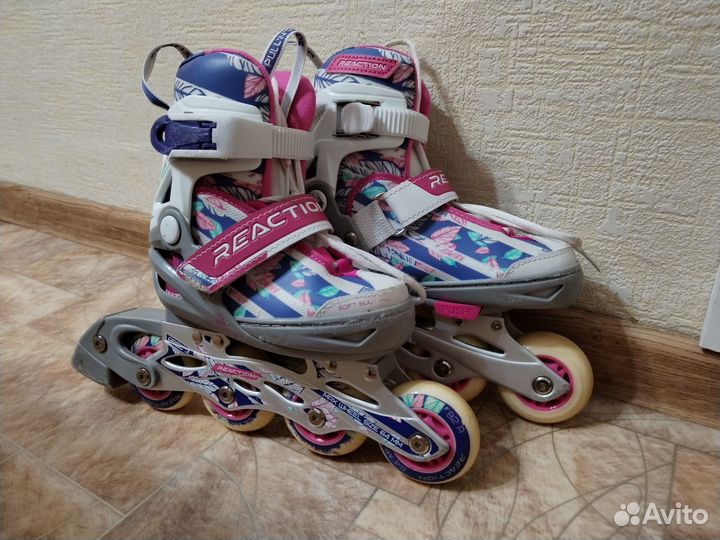 Роликовые коньки для дев. 26-31р / Ролики + защита