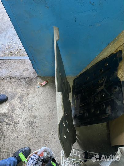 Продам зашиту outlander xl