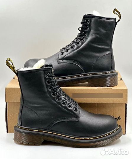 Черные Dr. Martens 1460 для стильного образа