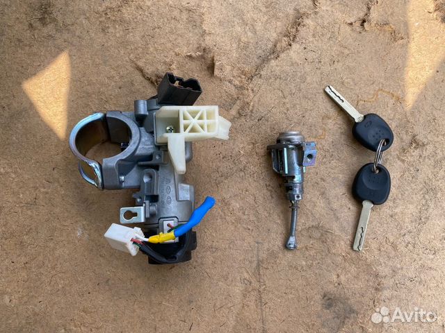 Замок зажигания Hyundai Solaris 2
