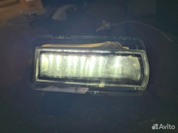 Фара противотуманная правая Geely Coolray SX11