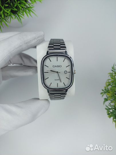 Часы Casio quarty серебро